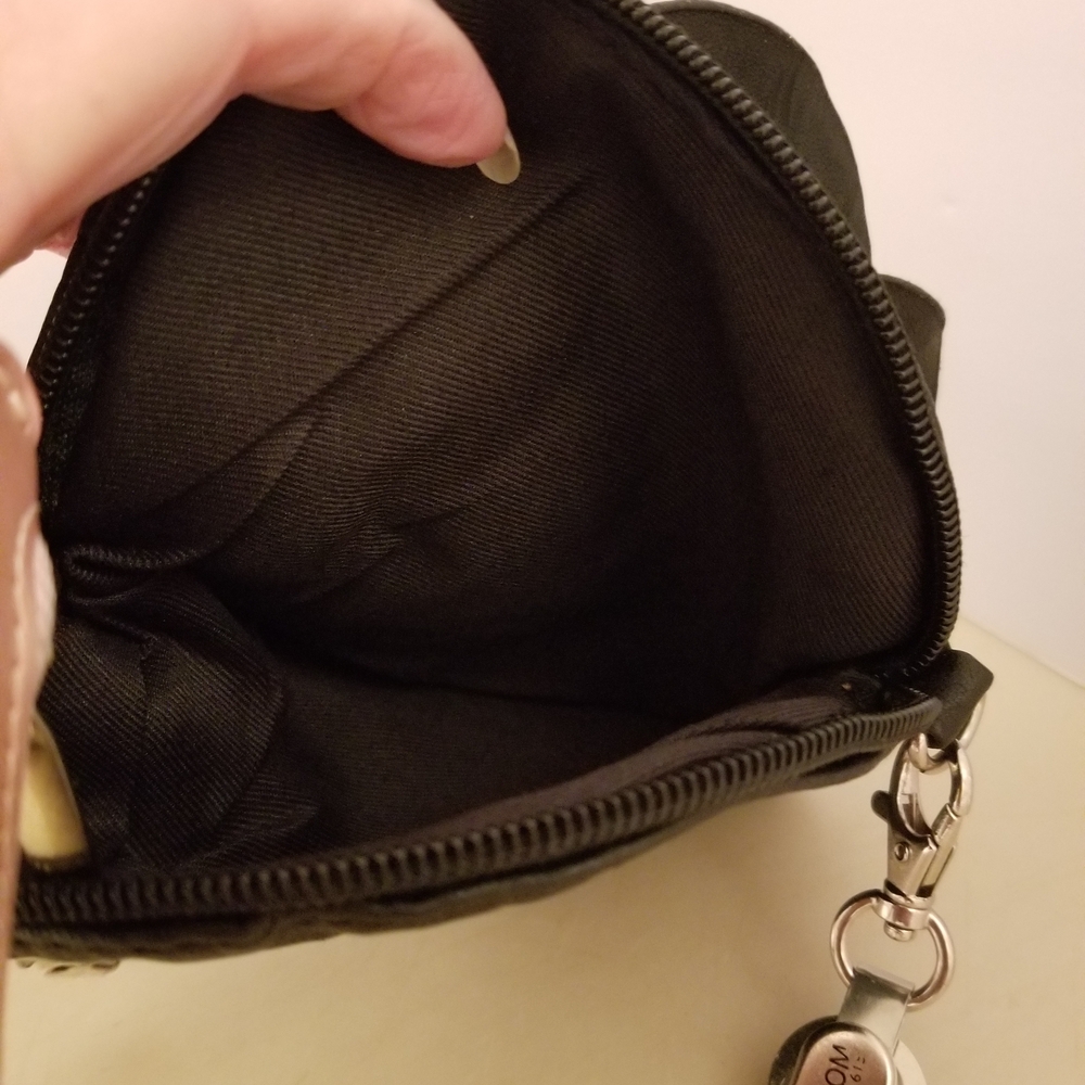 Unk Black Leather Floral waist purse - Picture 3 of 3